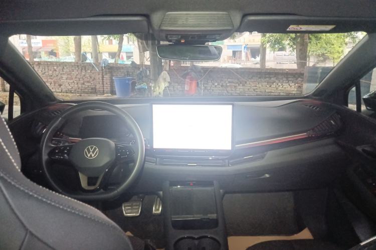 Used Volkswagen ID.UNYX 2024 Revised Pro Long-Range Version Center Console