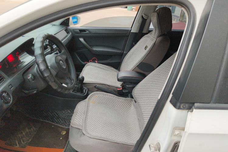 Used Volkswagen Santana 2015 1.4L Manual Fashion Edition
