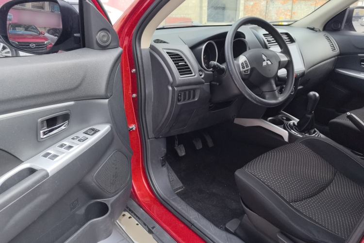 Used Mitsubishi ASX 2016 1.6L Manual Two-Wheel Drive Pioneer Edition
