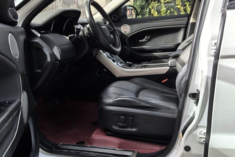 Used Land Rover Range Rover Evoque 2018 240 PS SE Smart Brilliance Edition