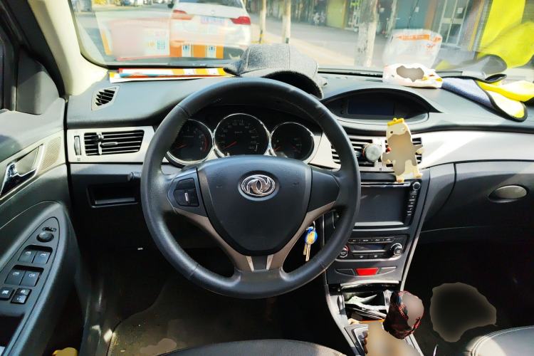 Used Dongfeng Aeolus H30 2012 1.6L Automatic Prestige Model
