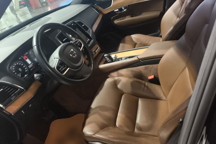 Used Volvo XC90 2021 B5 SmartDrive Luxury Edition 5-seater Left Front Seat