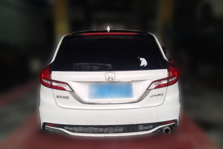 Used Honda Jade 2017 1.8L automatic Comfort version 5 seats