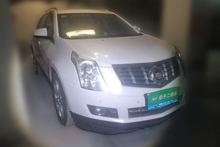 Used Cadillac SRX 2014 3.0L Leading Model Front Right 45 Deg