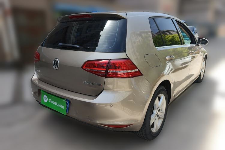 Used Volkswagen Golf 2016 230TSI Automatic Comfort Version
