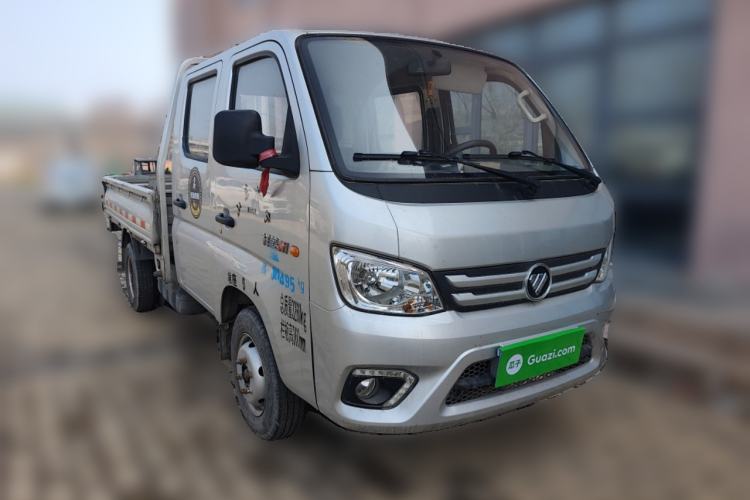 Used Foton Xiangling M 2018 1.5L Non-Load-Bearing Double-Cab with Dual Rear Tires (Cargo Version) DAM15L