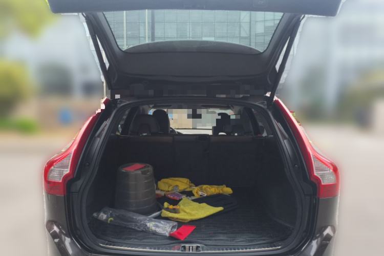 Used Volvo XC60 2017 T5 AWD Smart Upgrade Edition