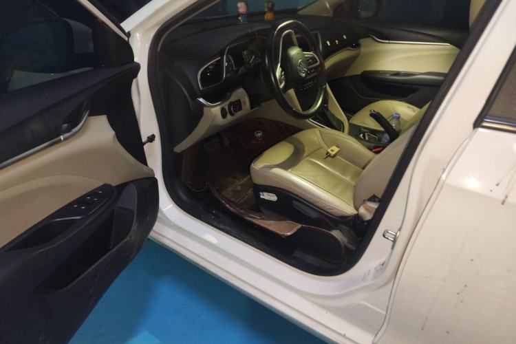 Used Buick GT 2019 15T Dual-Clutch Connected Elite Model China VI
