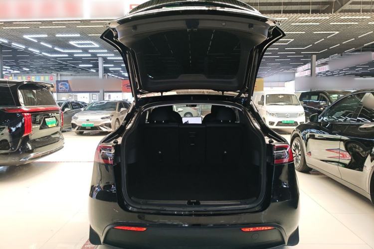 Used Tesla Model Y 2021 Standard Range Rear-Wheel Drive Version