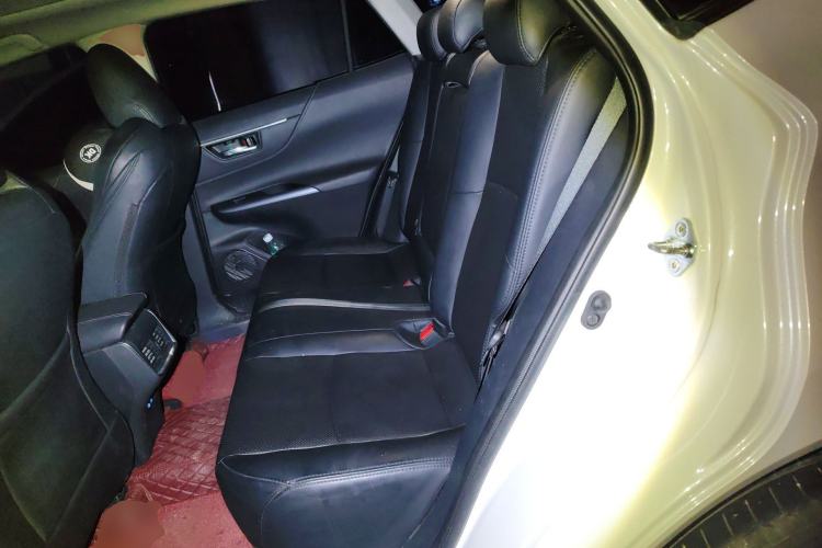 Used Toyota Harrier 2023 2.0L CVT Two-Wheel Drive Entry Version
