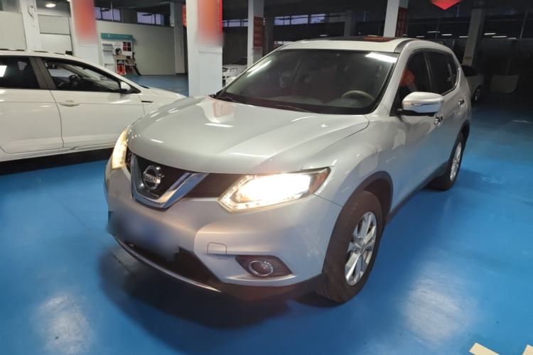 Used Nissan X-Trail 2015 2.0L CVT Comfort MAX Edition 2WD