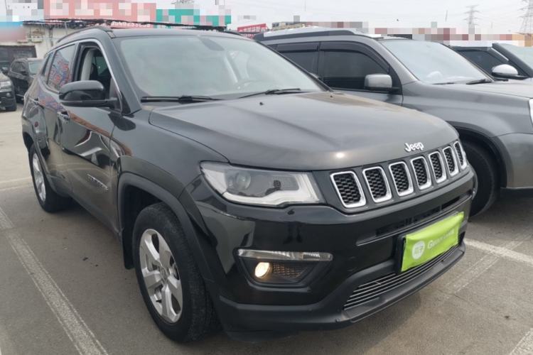 Used Jeep Compass 2020 220T Automatic Leading Edition Front Right 45 Deg
