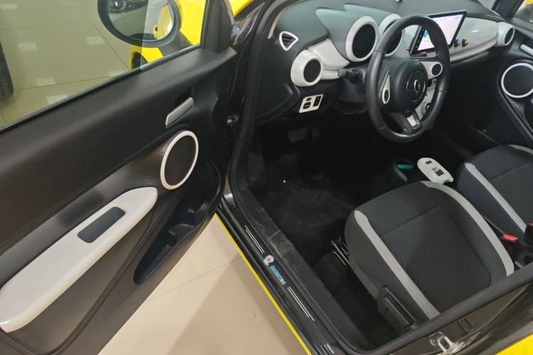 Used ORA Black Cat 2021 351 km Luxury Version Driver Seat