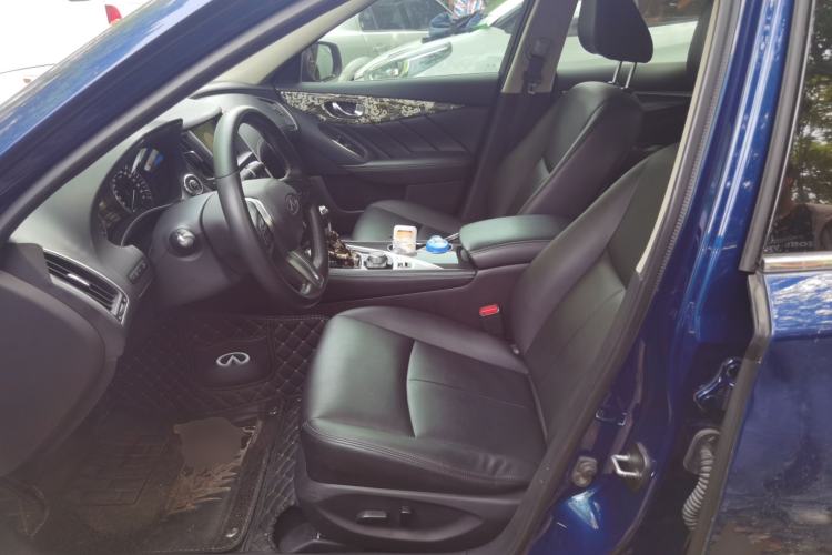 Used Infiniti Q50L 2018 2.0T Comfort Edition China VI Standard
