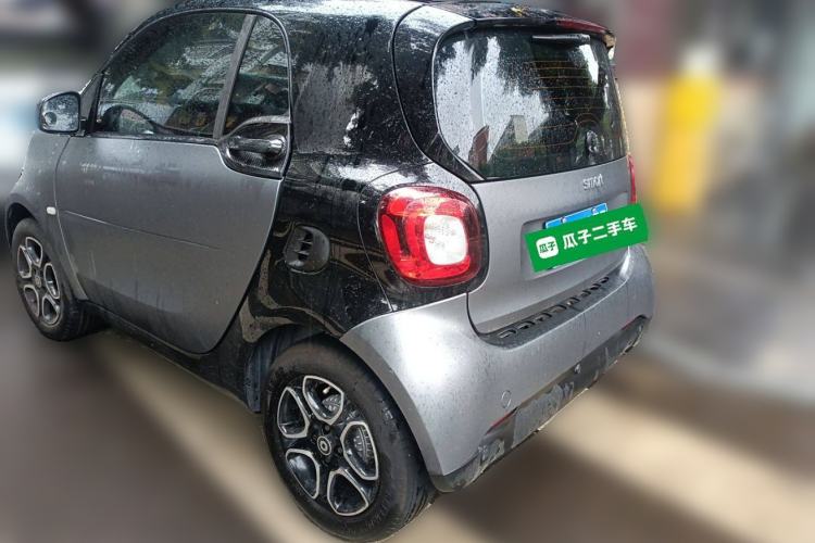 Used smart fortwo 2019 0.9T 66kW Hardtop Wind Power Edition China VI
