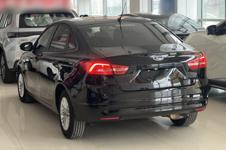 Used Ford Escort 2015 1.5L Automatic Comfort Edition