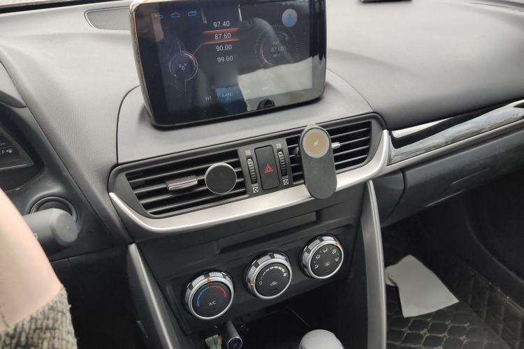 Used Mazda CX-4 2018 2.0L Automatic Two-Wheel Drive Blue Sky Dynamic Version China V Standard Audio And AC Panel