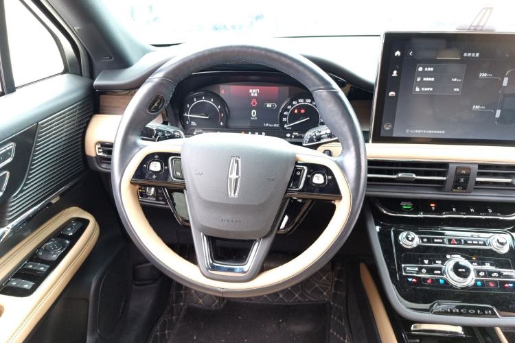 Used Lincoln Corsair 2021 2.0T Two-Wheel-Drive Luxury Edition