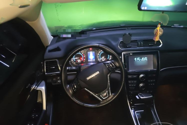 Used Haval H2 2016 Red-Label 1.5T Automatic Two-Wheel Drive Luxury Model Steering Wheel