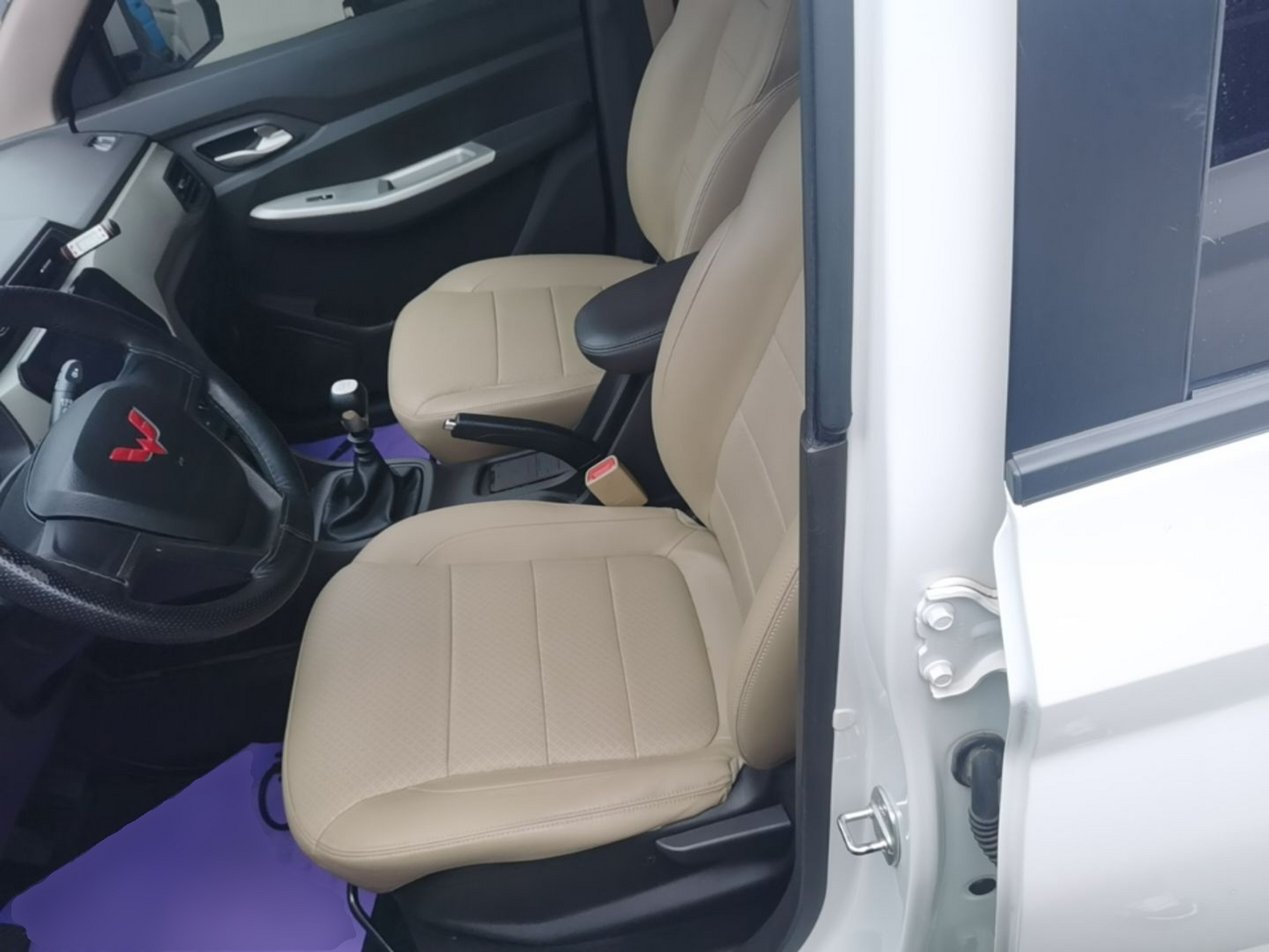 Interior delantero