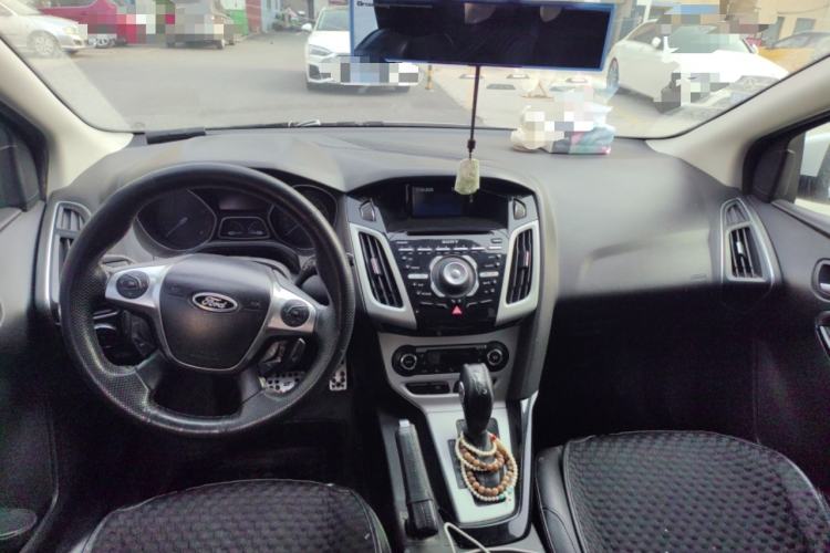 Used Ford Focus 2012 Hatchback 2.0L Automatic Luxury Sport Model