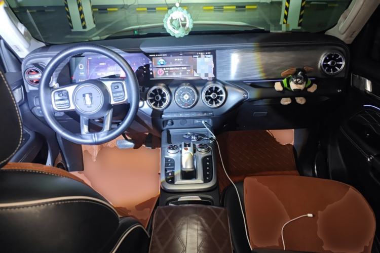 Used Tank 300 2024 2.0T Conqueror Center Console