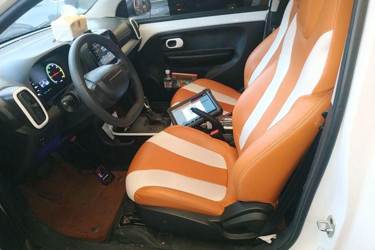 Used Roewe Clever 2022 311km QiQi BoBo Edition Left Front Seat