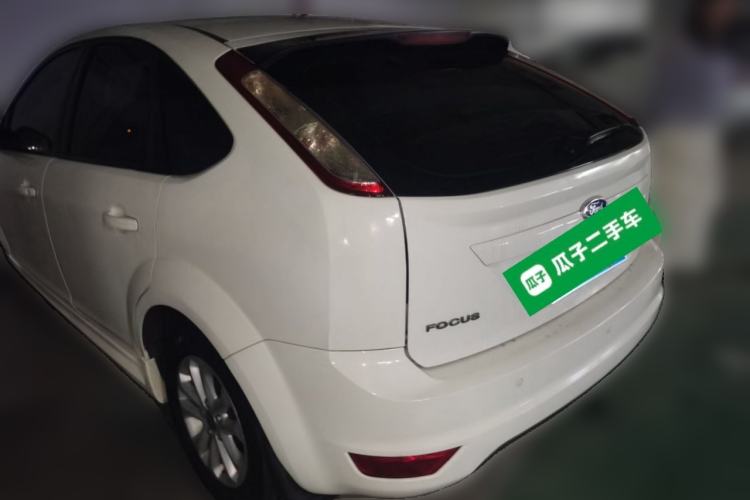 Used Ford Focus 2011 Hatchback 1.8L Automatic Fashion Edition Rear Left 45 Deg