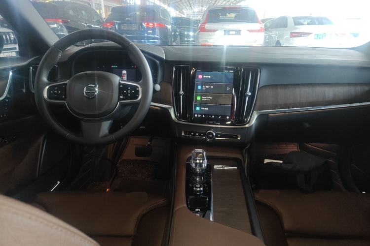 Used Volvo S90 2024 B5 Zhiyuan Luxury Edition