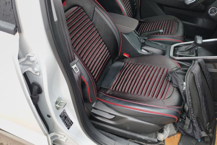 Used Wuling Alvez 2023 1.5L CVT Comfort Edition
