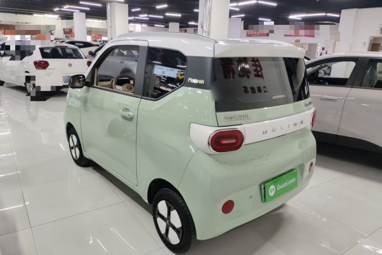 Used Wuling Hongguang MINIEV 2024 3rd Generation 215km Advanced Version
