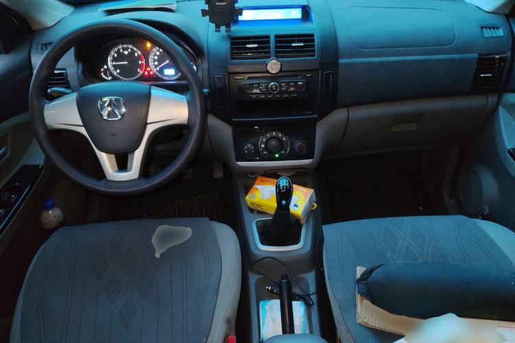 Used BAIC Weiwang M20 2014 1.5L Basic Version DAM15DL