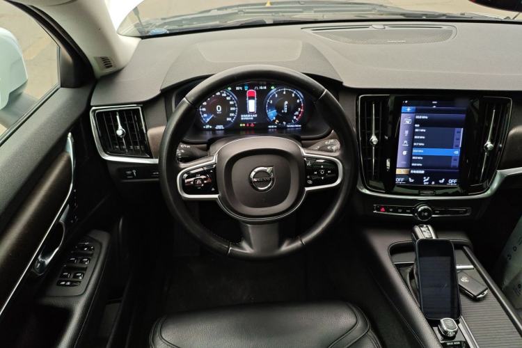 Used Volvo V90 2019 Cross Country T5 AWD Smart Range Version China V Standard
