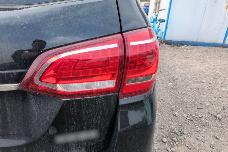 Used Haval H6 2015 Sport Edition 1.5T Automatic Two-Wheel Drive Luxury Model Right Rear Taillight