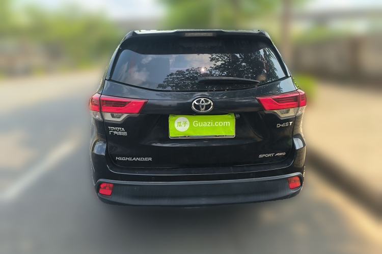 Used Toyota Highlander 2018 2.0T Four-Wheel Drive Luxury Edition 7 Seats China V Emission Standard Rear