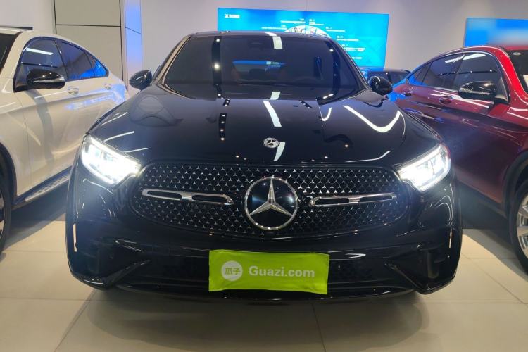 Used Mercedes-Benz GLC Coupe 2025 GLC 260 4MATIC Coupe SUV Front