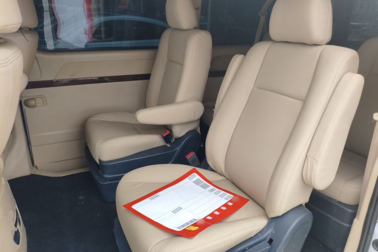 Used Jinbei Grace 2018 2.7L Manual Standard Version Long Wheelbase 9-Seater 2TR Left Rear Seat