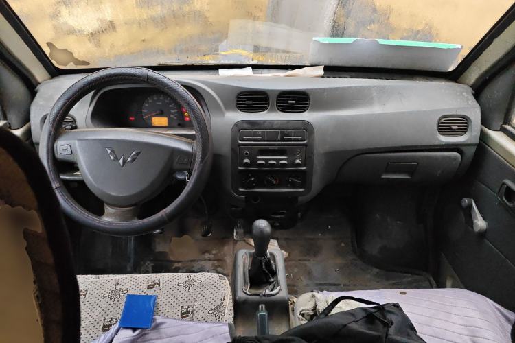 Used Wuling Zhiguang 2010 1.0L New Version Practical Short-Body L2Y