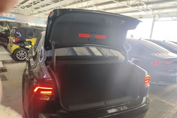 Used Volkswagen Phideon 2019 380TSI Two-Wheel Drive Business Edition China V Standard Trunk