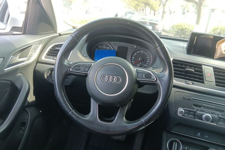 Used Audi Q3 2016 35 TFSI Fashion Model