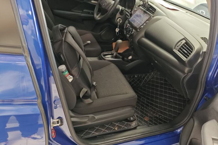 Used Honda Fit 2018 1.5L CVT Comfort Sunroof Version Right Front Seat