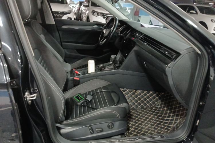 Used Volkswagen Magotan 2020 330TSI DSG Leading Model
