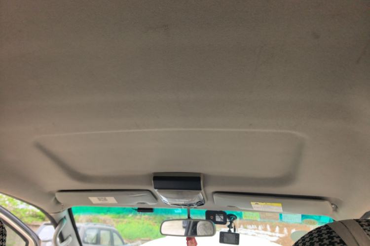 Used FORTHING Lingzhi 2017 M3L 1.6L 7-Seater Comfort Model Headliner