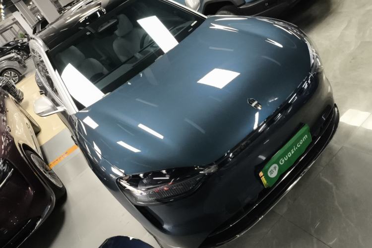 Used Hima AITO M9 2024 Range-Extended Ultra Version 42 kWh 6-Seater Model Front Right 45 Deg