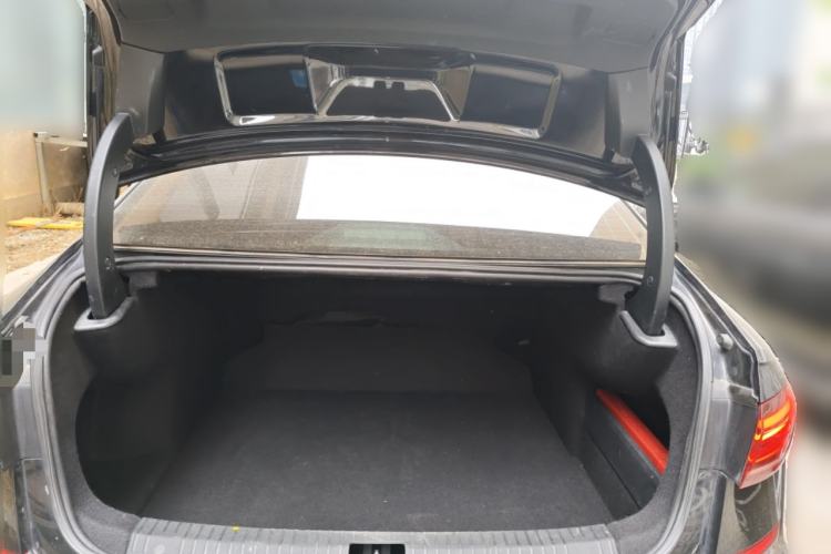 Used Volkswagen Passat 2022 280TSI Business Edition Trunk