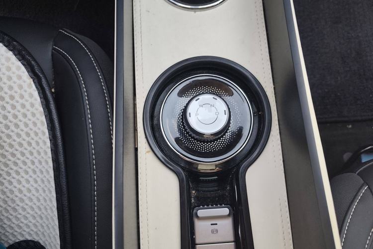 Used Wuling Bingo 2023 410 km Lingxi Deluxe Edition