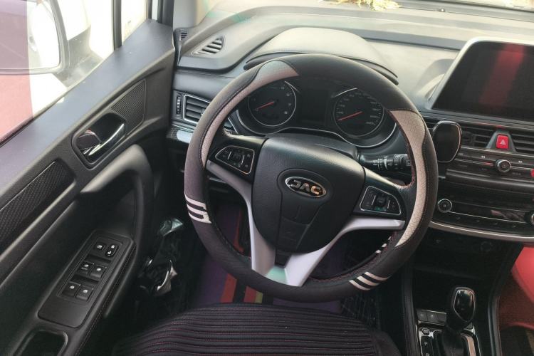 Used JAC Group Refine S3 2018 Custom Edition 1.6L CVT Luxury Smart Model Steering Wheel