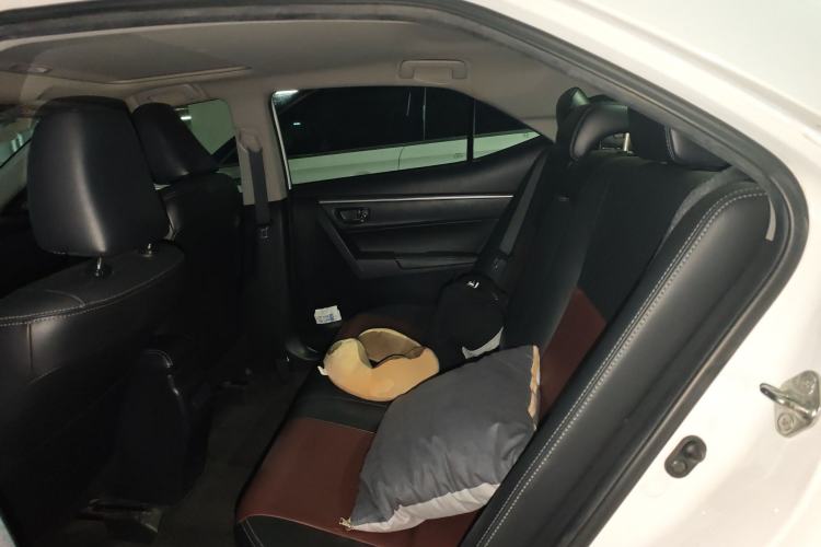 Used Toyota Corolla 2018 Dual-Engine 1.8L E-CVT Smart Edition