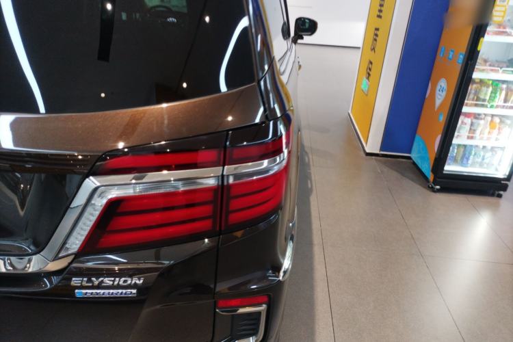 Used Honda Elysion 2019 2.0L Hybrid Luxury Edition