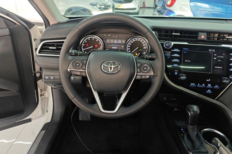 Used Toyota Camry 2018 2.5G Luxury Edition Steering Wheel